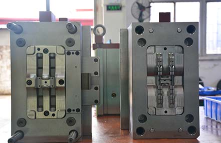 精密模具 精密模具
