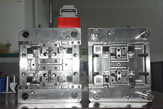 塑膠件壁厚設(shè)計(jì)不合理會(huì)有哪些影響？該怎樣改善？