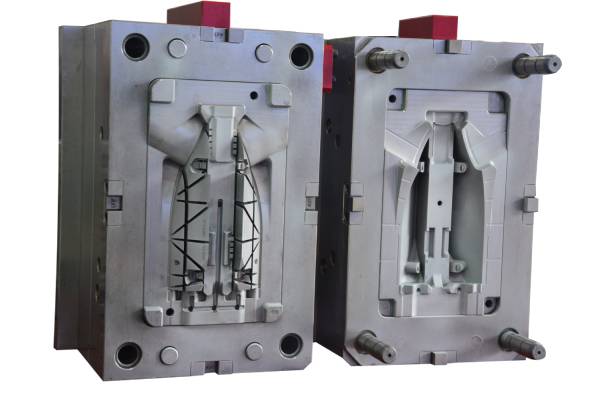 銘洋宇通精密注塑模具 銘洋宇通精密注塑模具