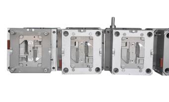 精密注塑模具加工成型的精度受什么因素影響呢？