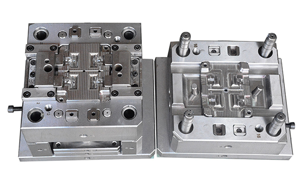 淺談汽車(chē)注塑模具廠家在注塑成型過(guò)程中產(chǎn)生氣泡的該如何解決