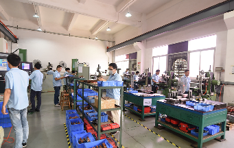 深圳塑料模具公司最常見的模具加工方法有哪些？