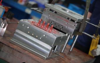 閑置的注塑模具重新啟用前要做哪些保養(yǎng)工作？