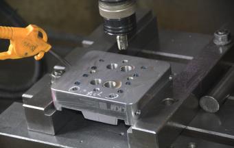 模具加工與模具制造：技術(shù)之路，如何選擇？