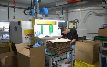 peek材料注塑成型的模溫是多少？