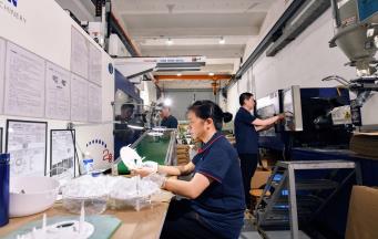 塑料成型工程如何運作？