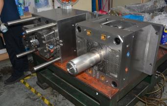 如何選擇適合您塑膠模具的正確脫模系統(tǒng)